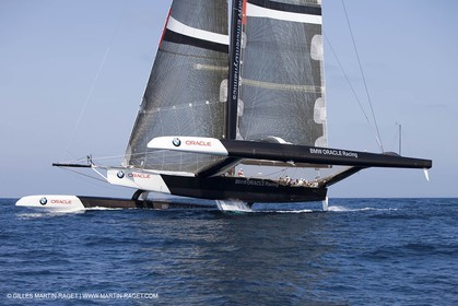 08 08 2009 - San Diego (USA,CA) - 33rd America's Cup - BMW ORACLE Racing - 90 ft Trimaran testings