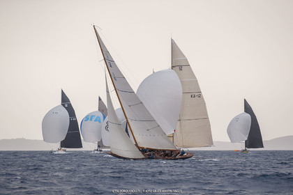 19 06 2024, Porquerolles Island (FRA), Championnat du monde des 12 m JI 2024, Race Day 1