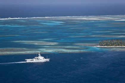 01 02 2008 - San Blas Archipelago (Panama) - Motor Yacht Senses