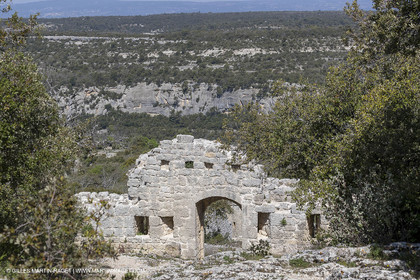 19 04 2018, Buoux (FRA,84), fort de Buoux
