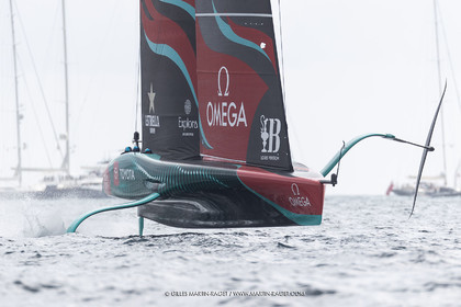 12:10 2024, Barcelona (ESP), Louis Vuitton 37th America's Cup, Final Match, Race Day 1, Race 1