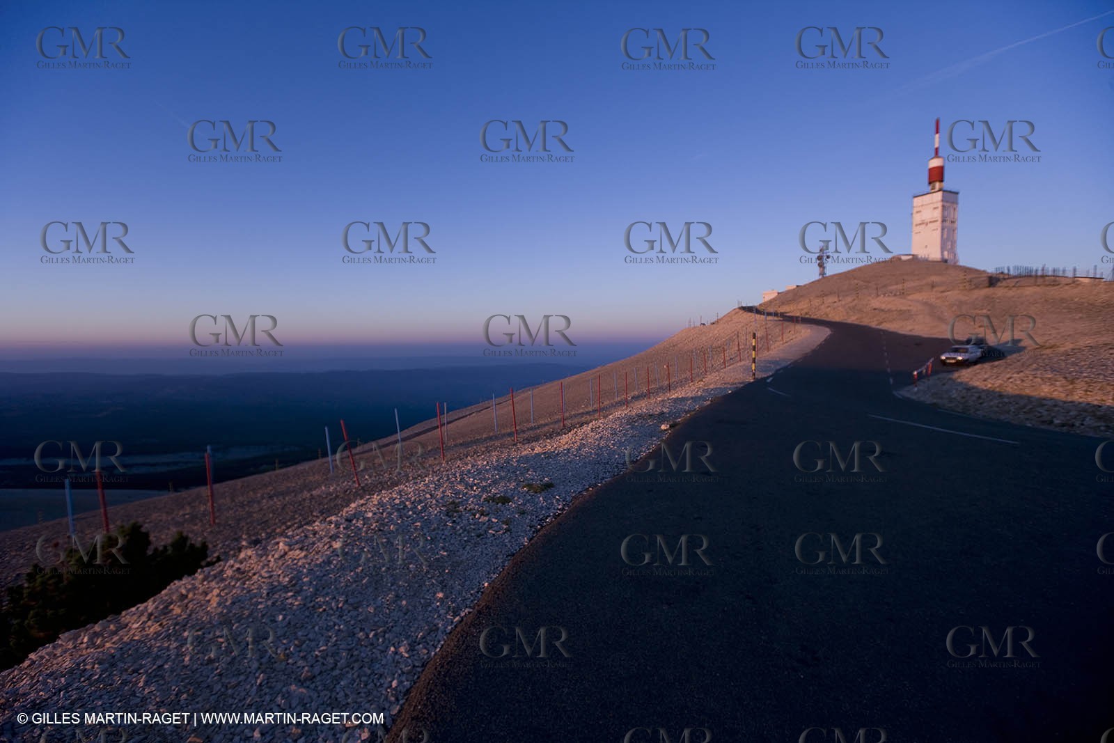 01 09 2007 - Mount Ventoux summit - view toward north and east with Haute Provence and south Alps (Oisans chain)