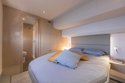 17 05 2017, Porquerolles (FRA,12), Fountaine-Pajot MY 44