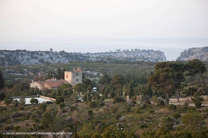 20 03 2009 - Marseille (FRA, 13) - Les Calanques - Plateau de la Gardiole - Maison Forestière