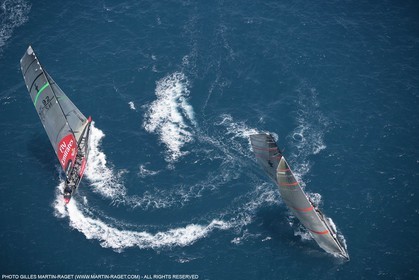 2' 06 2007-Valencia (Spain)- 32nd America's Cup - Final Match - Day 2