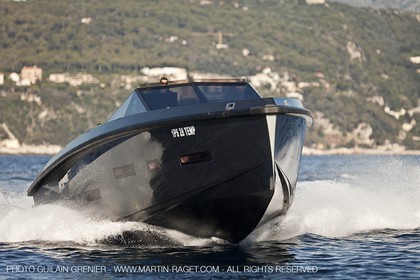 11 11 2009 - Saint Jean Cap Ferrat (FRA,06) Wally Yachts - Wallypower 55