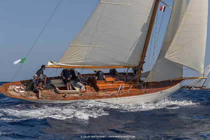 VST21D6_1529.jpg
