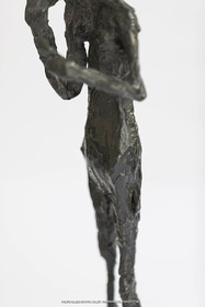 03 08 2020, St Rémy de Provence, (FRA,13), Oeuvre de Germaine Richier, L'Epi 1955, Bronze patiné foncé, Fondeur L.Thinot, Paris, exemplaire d'exposition, 44 x 12,5 x 9 cm, Collection particulière