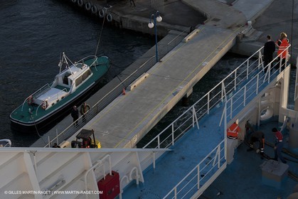 16 02 2012 - Propriano (FRA, Corse) - Compagnie la Méridionale - Le Piana en escale à Propriano