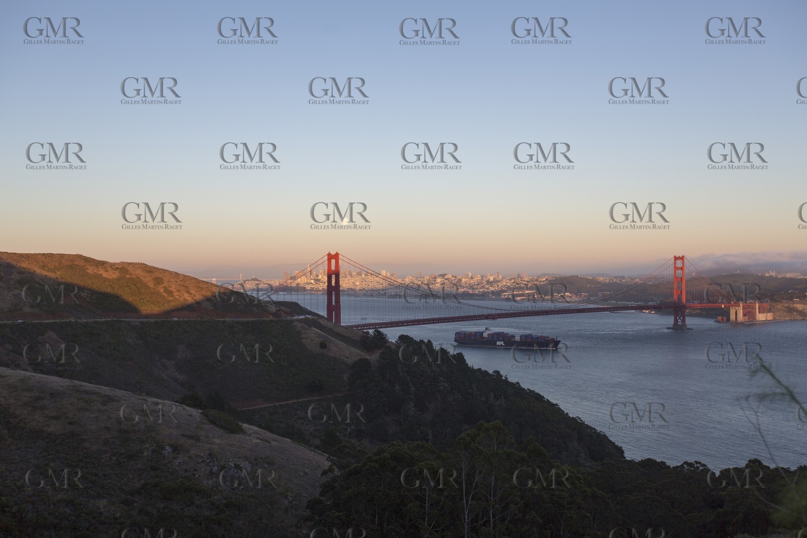 21 06 2013 - San Francisco (USA,CA) - 34th America's Cup - Oracle, ETNZ, and Artemis train on the Bay