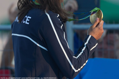 14 08 2016, Rio de Janeiro (BRA), 2016 Olympic Games, Sailing, RSX Women medal ceremony, Charline Picon (FRA)