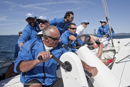 05 09 2009 - Hyères (FRA, 83) Hydroptère beat the overal sailing speed record with a run at 51,36 knts ( subjet to ratification by WSSRC)