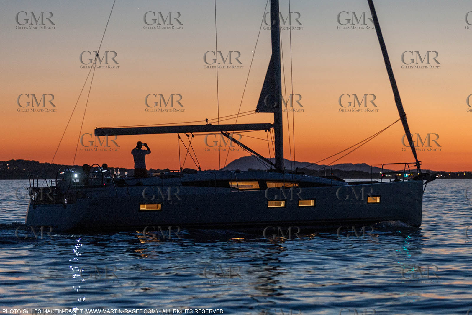 28 08 2016, Hyères (FRA,83), Chantier Jeanneau, Jeanneau Yacht 51