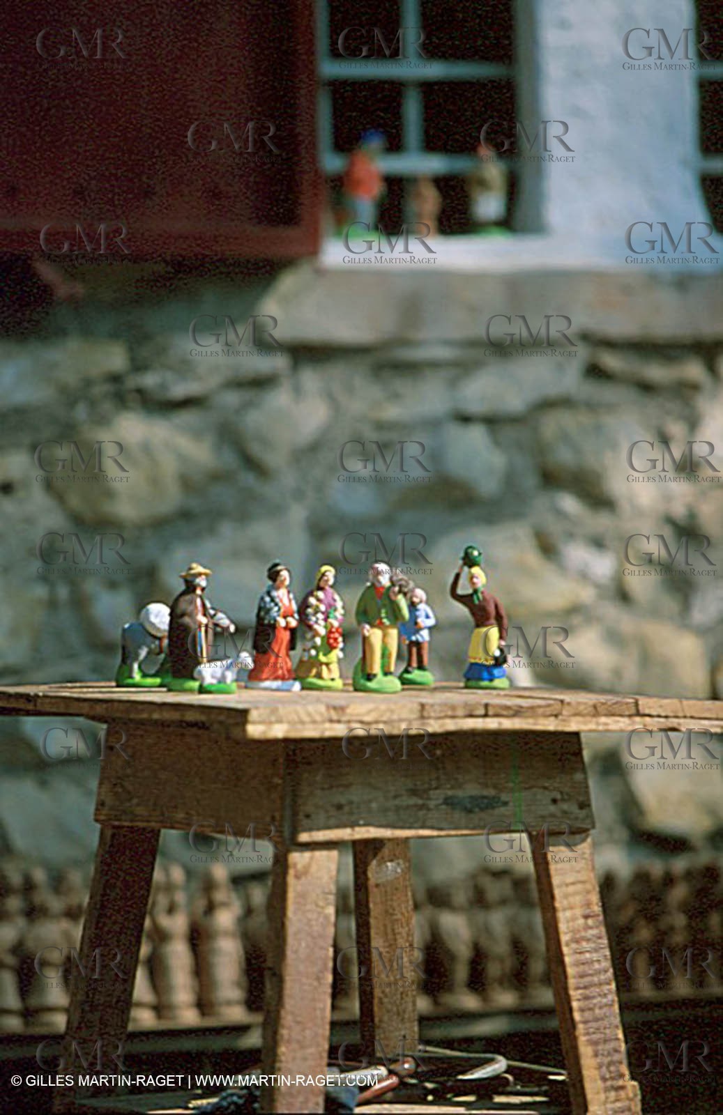 Baux de Provence, Cribs making