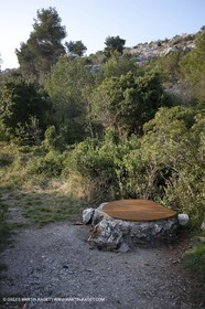 20 03 2009 - Marseille (FRA, 13) - Les Calanques - Vallon de l'Oule - Puit de l'Oule