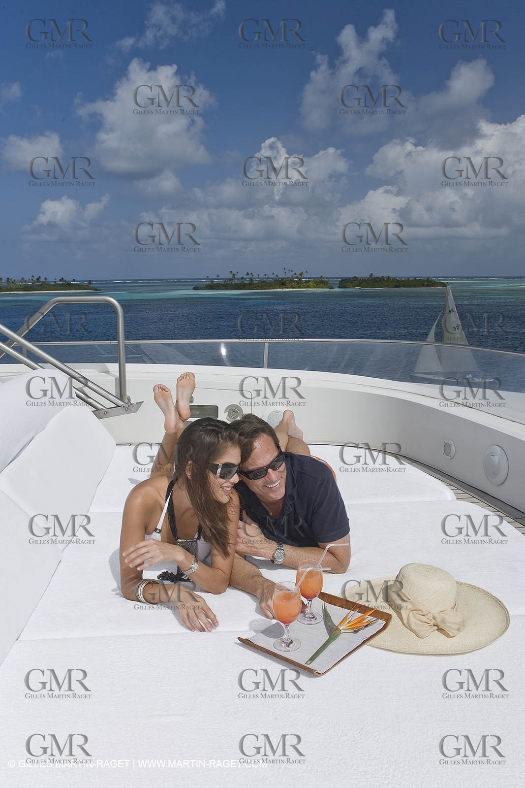 01 02 2008 - San Blas Archipelago (Panama) - Motor Yacht Senses