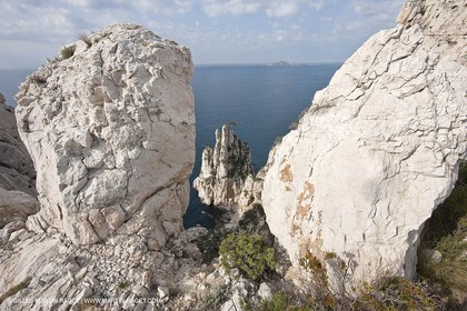20 03 2009 - Marseille (FRA, 13) - Les Calanques - Pic de l'Eissadon et falaises du Devenson
