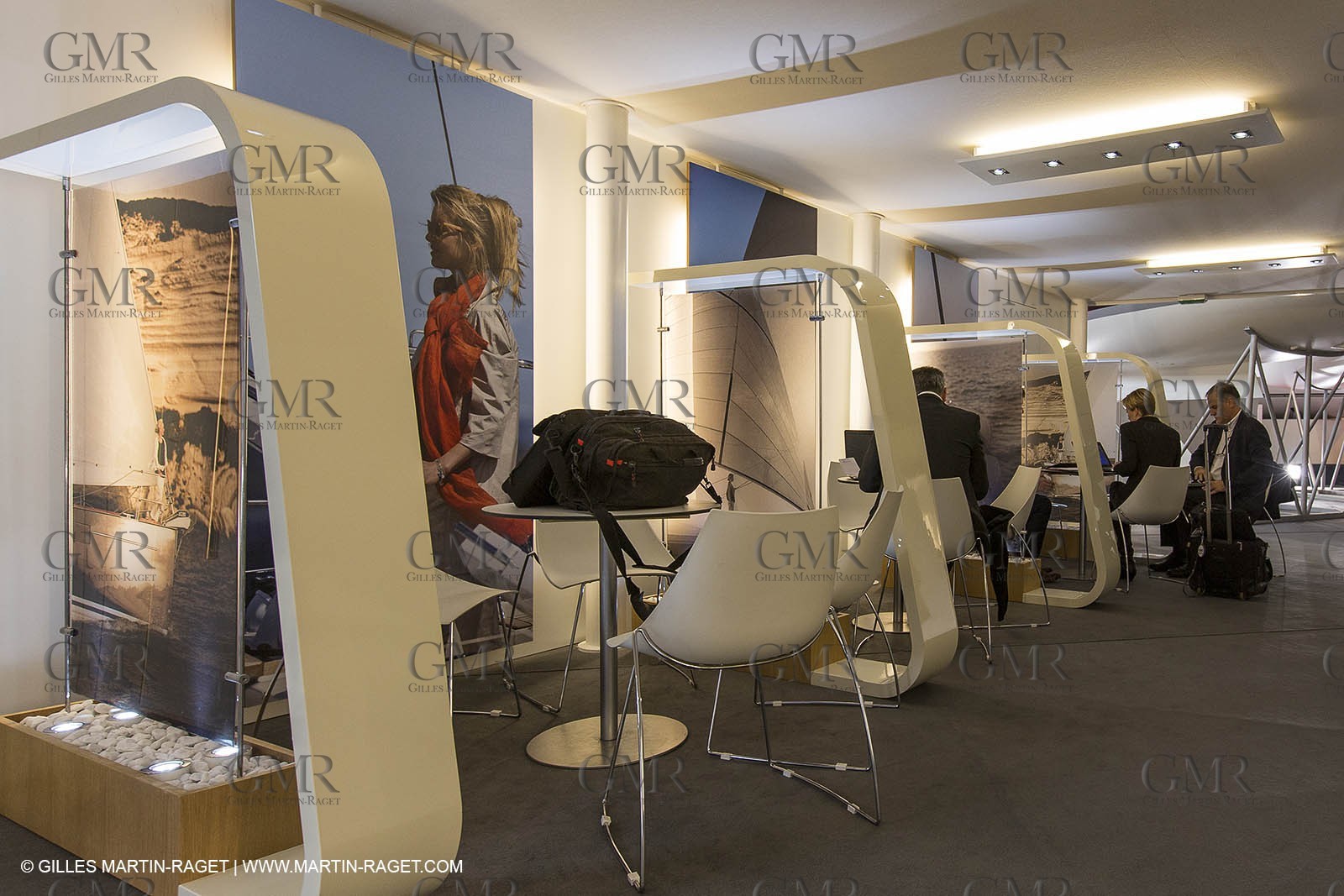 10 12 2013 - Paris (FRA,75) -Paris Boat Show - Beneteau booth