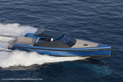 14 10 2008 - Cannes (FRA, 06) - SUper yachts - motoryachts - Wally yachts - Wallypower 48
