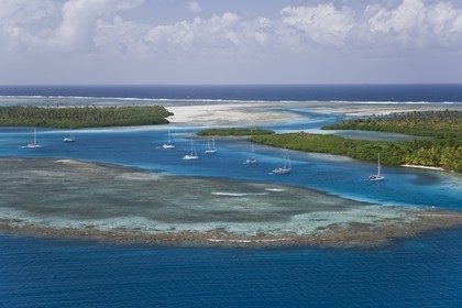 01 02 2008 - San Blas Archipelago (Panama) - Motor Yacht Senses