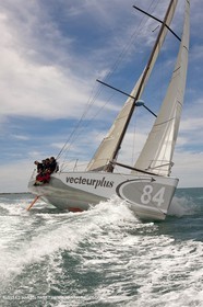 01 06 2010 - Port Camargue (FRA,30) - Class 40 Vecteur Plus, entraînements