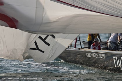 23 11 2010 - Dubai (UAE) - Dubai Louis Vuitton Trophy - Round 2 -  BMW ORACLE Racing Vs Mascalzone Latino