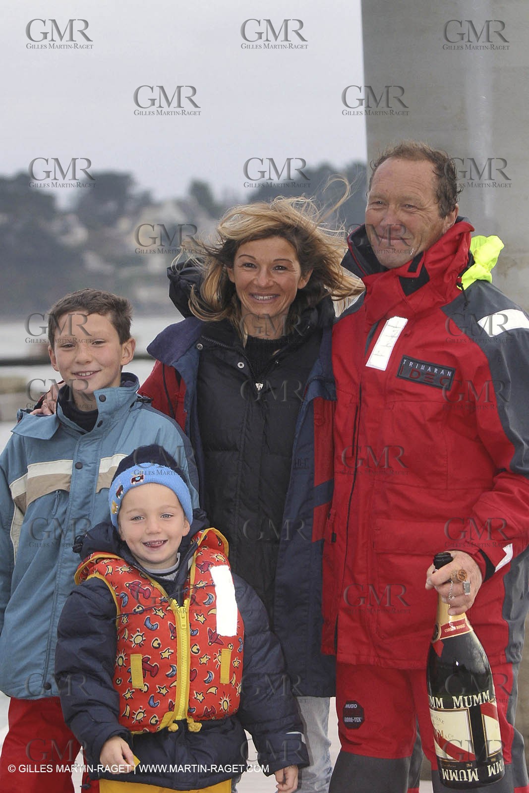 Round the world solo record - Idec - Francis Joyon - Brest finish