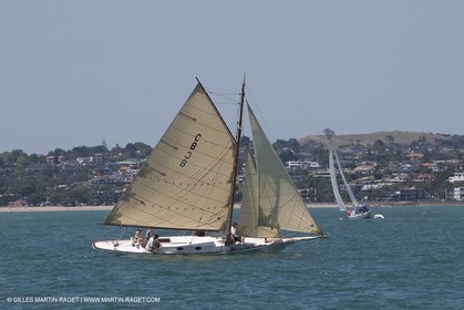 21 01 2009 - Auckland (NZL) -  Louis Vuitton Pacific Series - BMW ORACLE Racing - Training