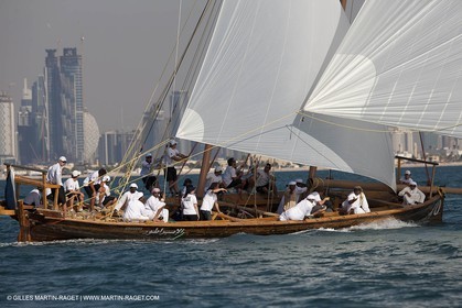 20 11 2010 - Dubai (UAE) - Dubai Louis Vuitton Trophy - Traditionnal dhow races for competing teams