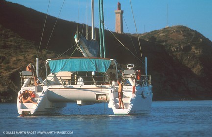 Multicoque au mouillage