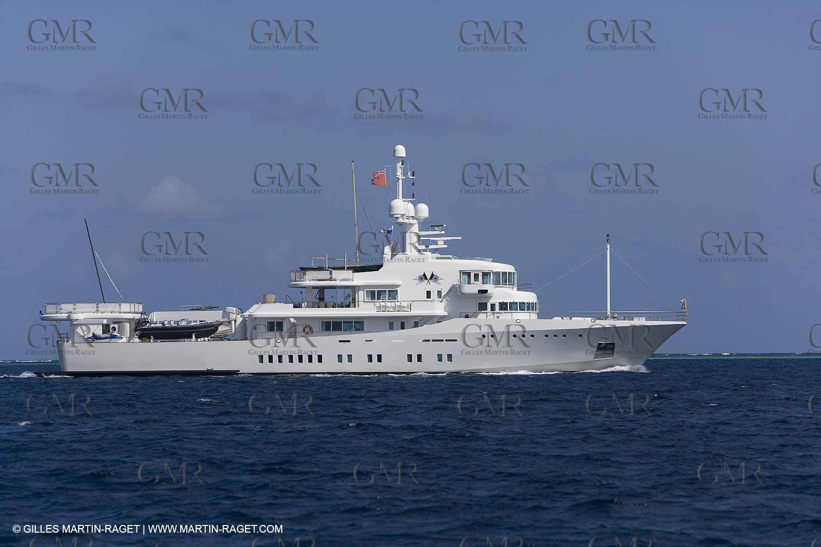 01 02 2008 - San Blas Archipelago (Panama) - Motor Yacht Senses