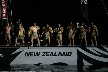 14 03 2007-Valencia (Spain)- 32nd America's Cup - Louis Vuitton Cup - RR1 - Opening parade