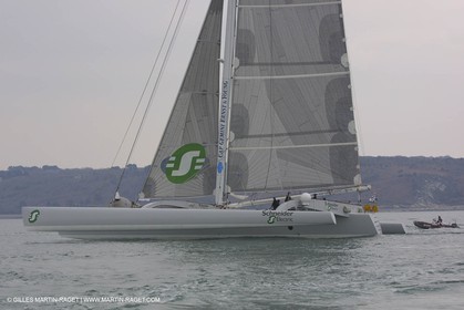 Geronimo - Jules Verne Trophy 2001 start - Brest