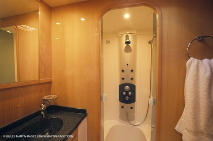 Privilege 585 - Matira - Martinique