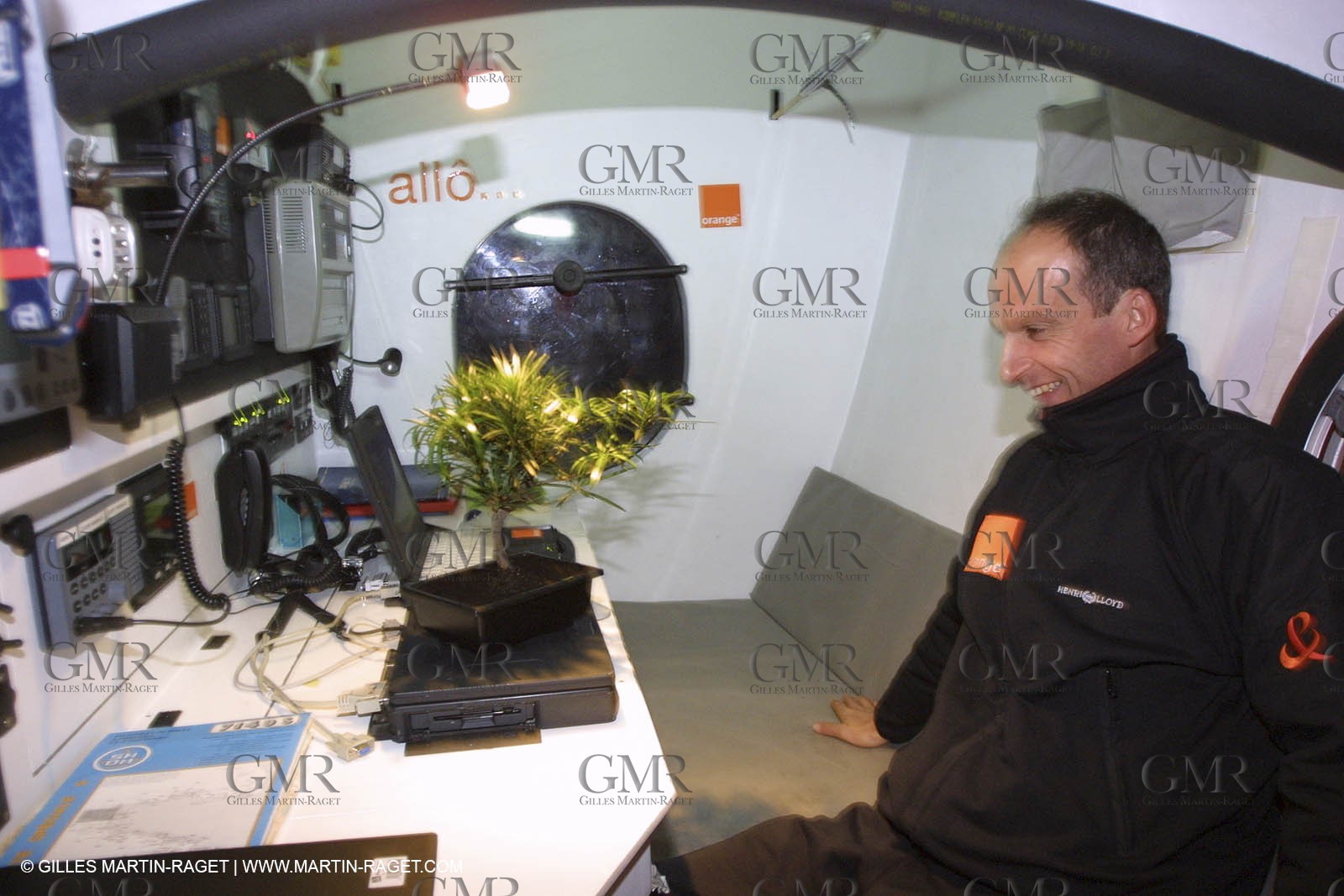 Orange 1 - Jules Verne Trophy 2001