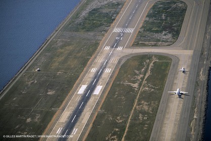 Berre Lake (FRA,13) - Marseille-Provence Airport