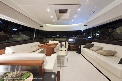 12 09 2009 - Cannes (FRA,06) - Chantier Jeanneau - Prestige 60