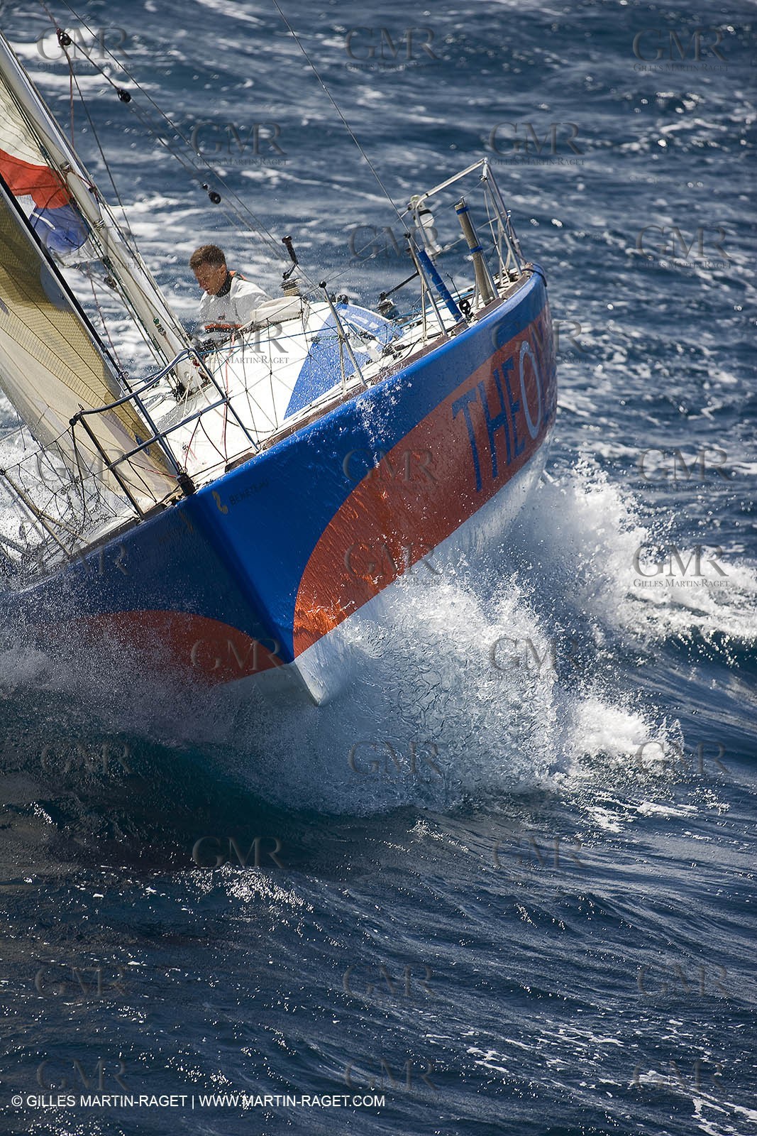 06-26-2007 - FIGARO II - THEOLIA - Skipper : Robert Nagy - Training off Marseille (south France) with strong wind conditions