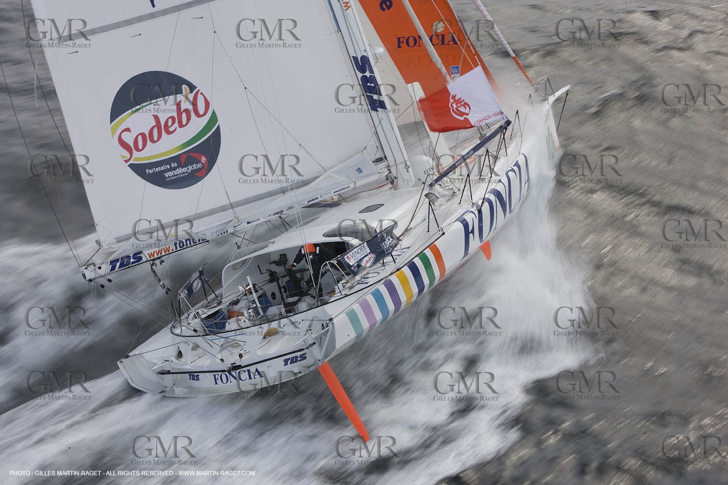 02 10 2008 - Lorient (FRA,56) - Vendée Globe 2008 - Foncia - Michel Desjoyeaux