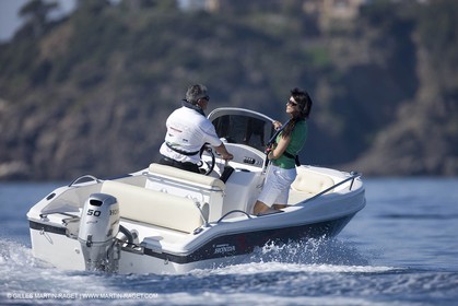 Motor boat running