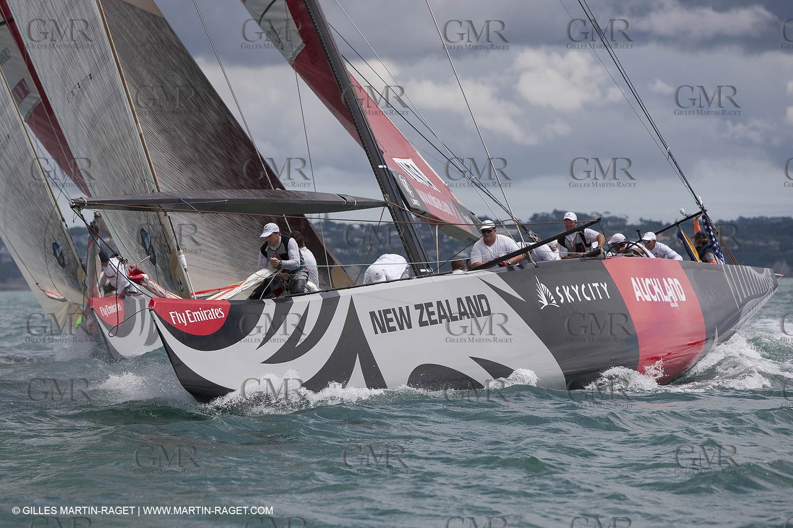 11 02 2009 - Auckland (NZL) -  Louis Vuitton Pacific Series -  Racing Day 11 - sail off