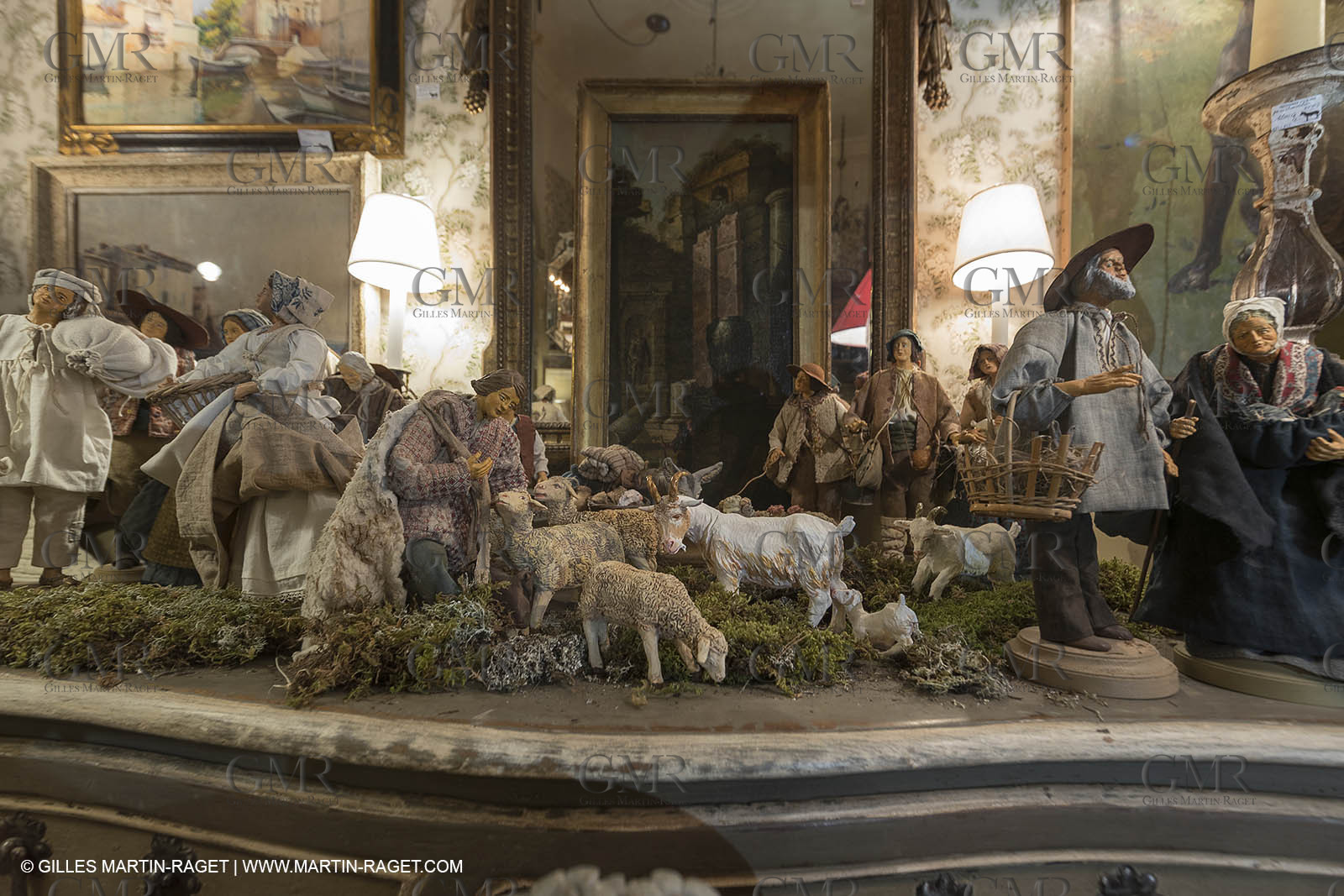 27 01 2018; L'isle sur Sorgue (FRA; 84); Les antiquaires; Crèche et santons de Jean-Jacques Bourgeois