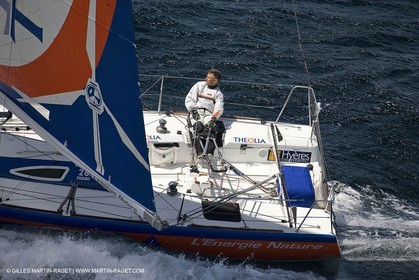 06-26-2007 - FIGARO II - THEOLIA - Skipper : Robert Nagy - Training off Marseille (south France) with strong wind conditions