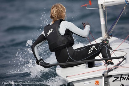 20 04 2010 - Hyères (FRA,83) - SOF 2010 - ZHIK Team - Laser femmes - Marit Bouwmeester
