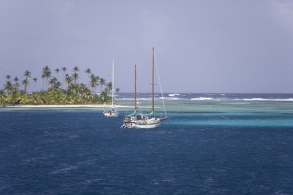 01 02 2008 - San Blas Archipelago (Panama) - Motor Yacht Senses