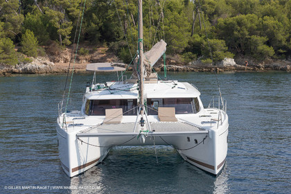 12 09 2016, Cannes (FRA,06), Chantier Fountaine-Pajot, Helia 44