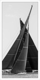 Produit : Tirage photo réalisé par nos soins sur imprimante jet d'encre professionnelle Epson à partir de 8 encres ultrachrome inaltérables (label Digigraphie).Choix des formats :. 50 x 100 cm. 100 x 200 cmChoix des papiers :. Papier standard brillant 250 gr., filet noir, marge blanche, tirage non signé. Papier haut de gamme satiné 290 gr. filet noir, marge blanche, tirage vérifié et signé par l'auteur.. Tirage d’art (Digigraphie) signé, numéroté, tamponné, enregistré sur demande. Autres supports (canvas, acrylique, dibond) sur demandeConditionnement : tube cylindrique renforcé.Options pour l'expédition : . Colissimo + dépôt boîte aux lettres (France uniquement). Colissimo avec signature à réception. Transporteur express (2 jours ouvrés) avec signature à réceptionCliquez sur caddie pour sélectionner votre formule et démarrer la procédure de commande en ligne
