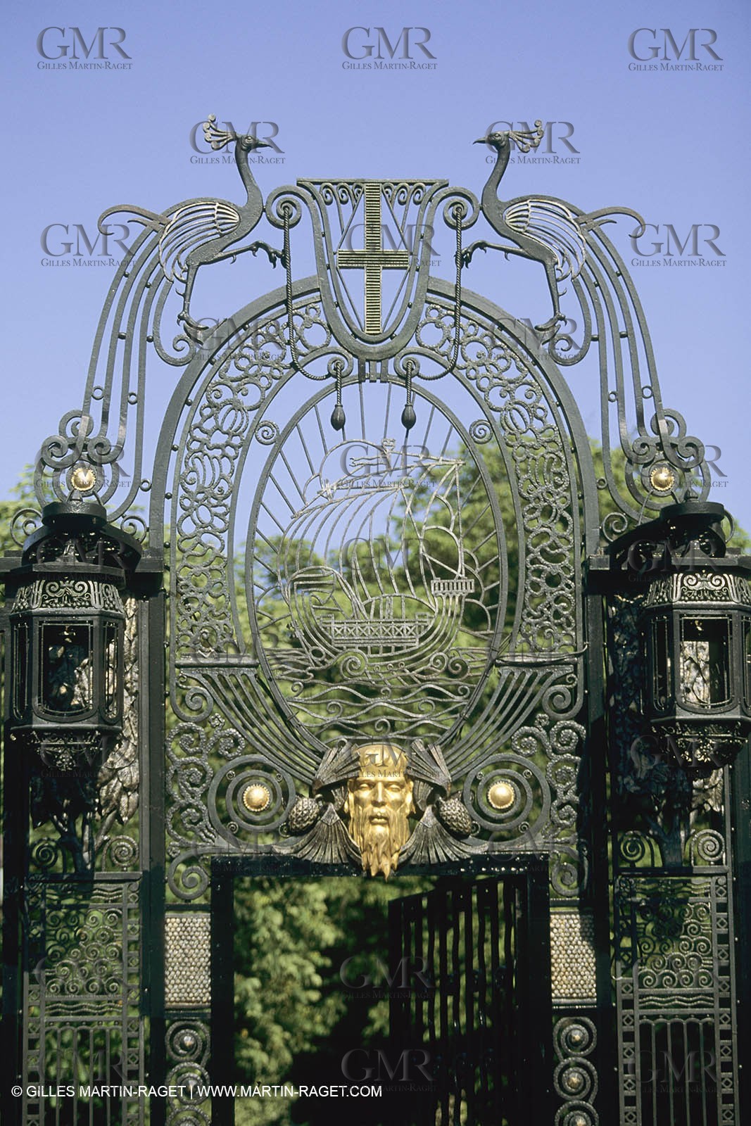 Marseille historical heritage (check keywords for more infos), Parc Chanot