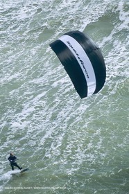 Watersports, Kite surfing