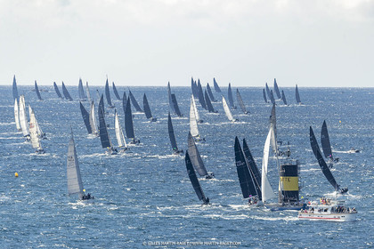 28 09 2022? Saint-Tropez,(FRA,83), Les Voiles de Saint-Tropez 2022 Régate N° 2 poup les modernes, navigation libre pour les grandes goélettes